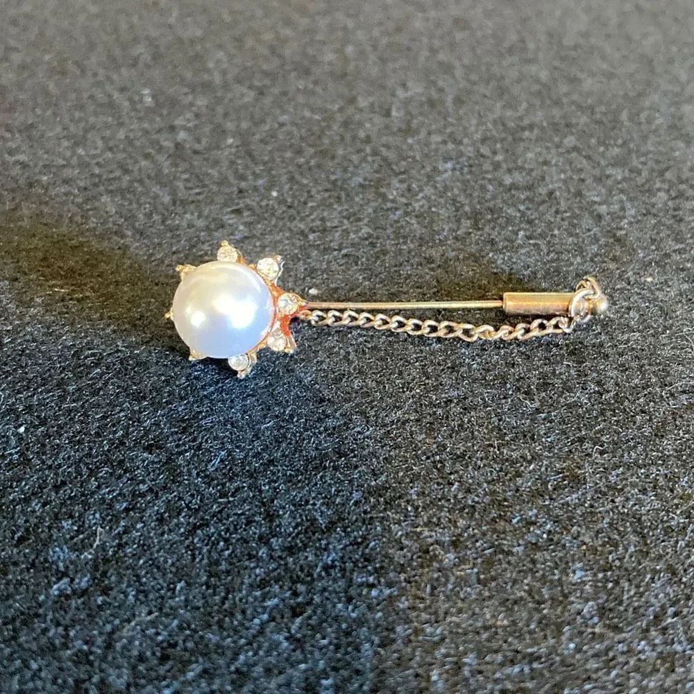 Brooch vintage stick pen type faux pearl and rhinestone